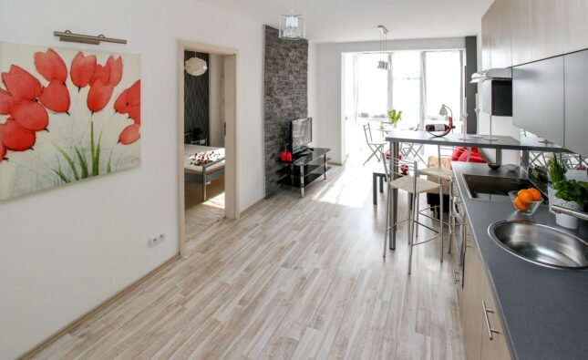 uhomes.com: Easy Path to Student Housing Abroad